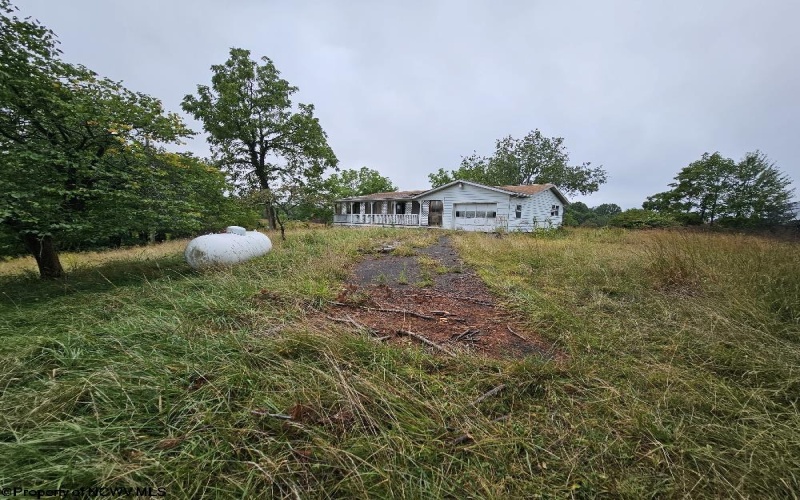 5196 Eden Road, Rock Cave, West Virginia 26234, ,Lots/land,For Sale,Eden,10161420