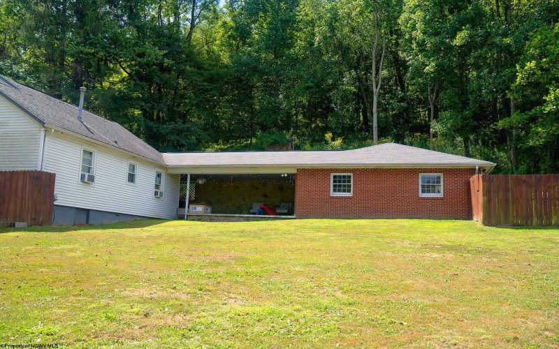 7 Mayflower Lane, Mount Clare, West Virginia 26408, 2 Bedrooms Bedrooms, 7 Rooms Rooms,1 BathroomBathrooms,Single Family Detached,For Sale,Mayflower,10161426