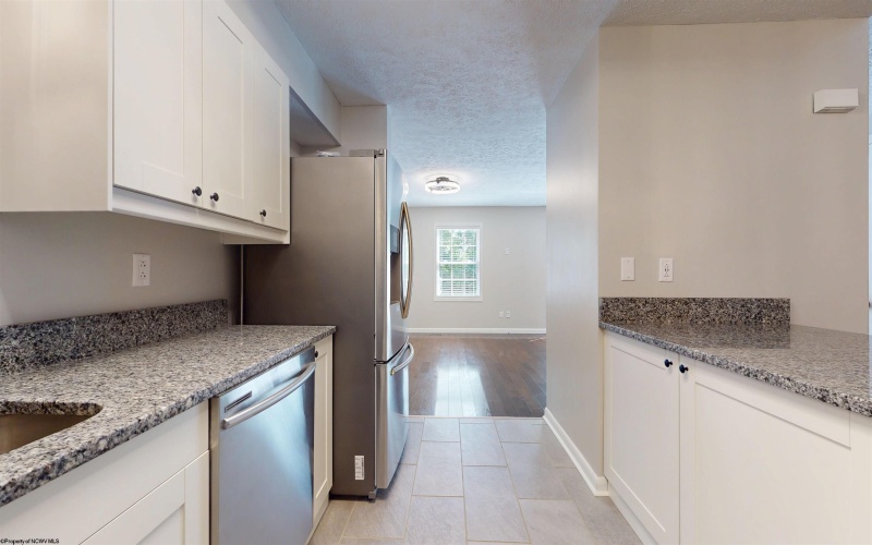 1005 Fair Oaks Drive, Fairmont, West Virginia 26554, 2 Bedrooms Bedrooms, 5 Rooms Rooms,2 BathroomsBathrooms,Single Family Attached,For Sale,Fair Oaks,10161437