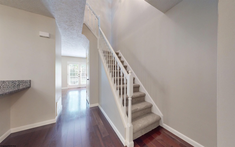 1005 Fair Oaks Drive, Fairmont, West Virginia 26554, 2 Bedrooms Bedrooms, 5 Rooms Rooms,2 BathroomsBathrooms,Single Family Attached,For Sale,Fair Oaks,10161437