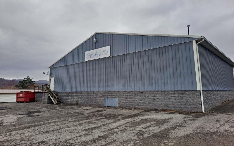 1611 Harrison Avenue, Elkins, West Virginia 26241, ,Commercial/industrial,For Lease,Harrison,10161430