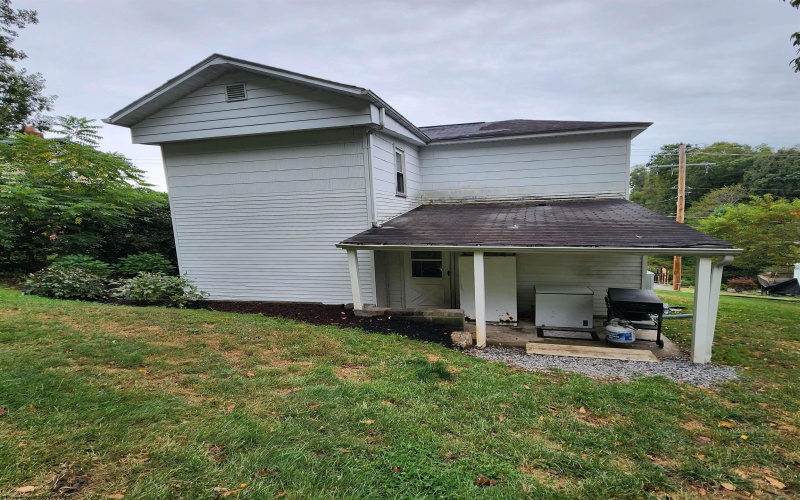170 West Depot Way, Masontown, West Virginia 26542, 3 Bedrooms Bedrooms, 6 Rooms Rooms,1 BathroomBathrooms,Single Family Detached,For Sale,West Depot,10161431