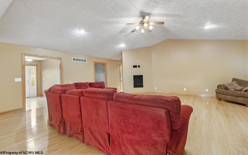 2258 Middleville Road, Flemington, West Virginia 26347, 4 Bedrooms Bedrooms, 10 Rooms Rooms,2 BathroomsBathrooms,Single Family Detached,For Sale,Middleville,10161445