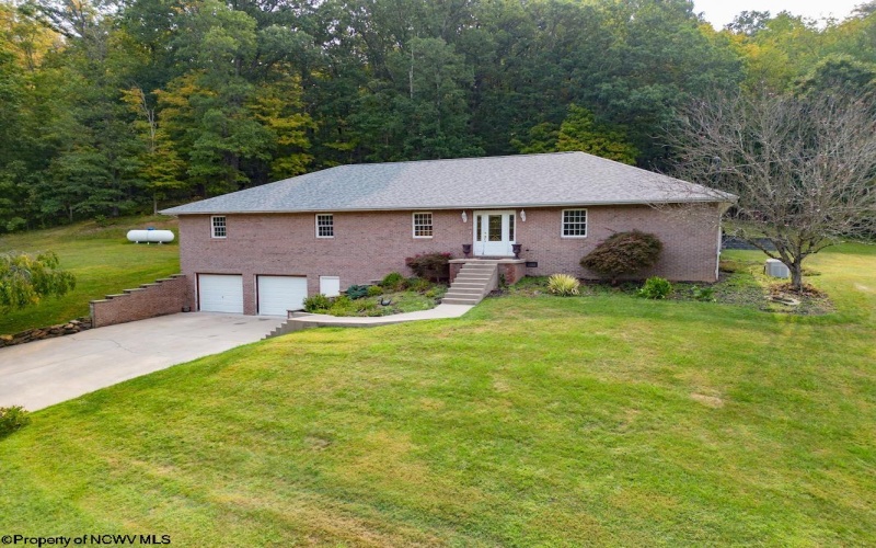 2258 Middleville Road, Flemington, West Virginia 26347, 4 Bedrooms Bedrooms, 10 Rooms Rooms,2 BathroomsBathrooms,Single Family Detached,For Sale,Middleville,10161445