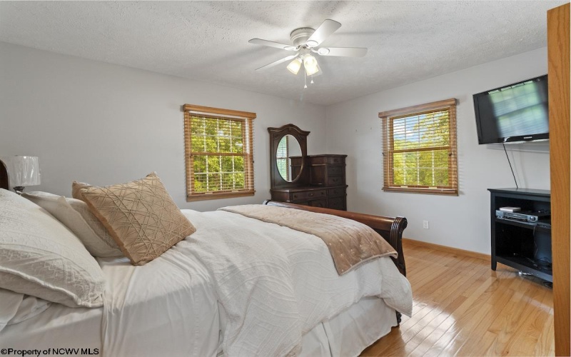 2258 Middleville Road, Flemington, West Virginia 26347, 4 Bedrooms Bedrooms, 10 Rooms Rooms,2 BathroomsBathrooms,Single Family Detached,For Sale,Middleville,10161445