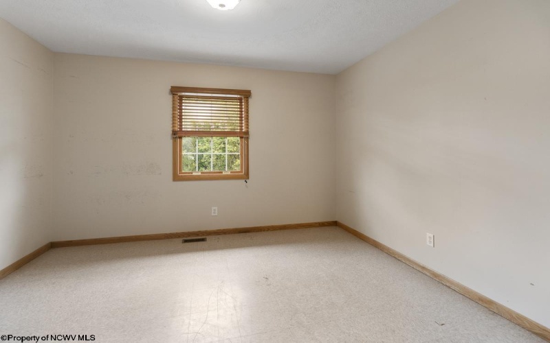 2258 Middleville Road, Flemington, West Virginia 26347, 4 Bedrooms Bedrooms, 10 Rooms Rooms,2 BathroomsBathrooms,Single Family Detached,For Sale,Middleville,10161445
