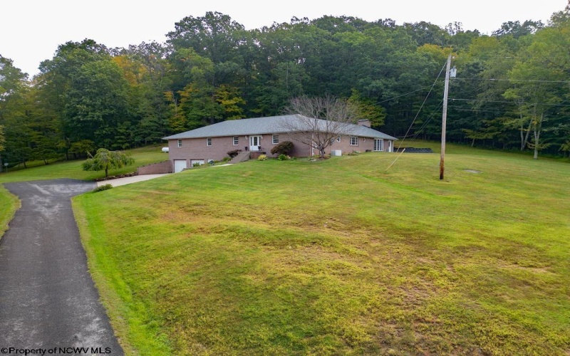 2258 Middleville Road, Flemington, West Virginia 26347, 4 Bedrooms Bedrooms, 10 Rooms Rooms,2 BathroomsBathrooms,Single Family Detached,For Sale,Middleville,10161445