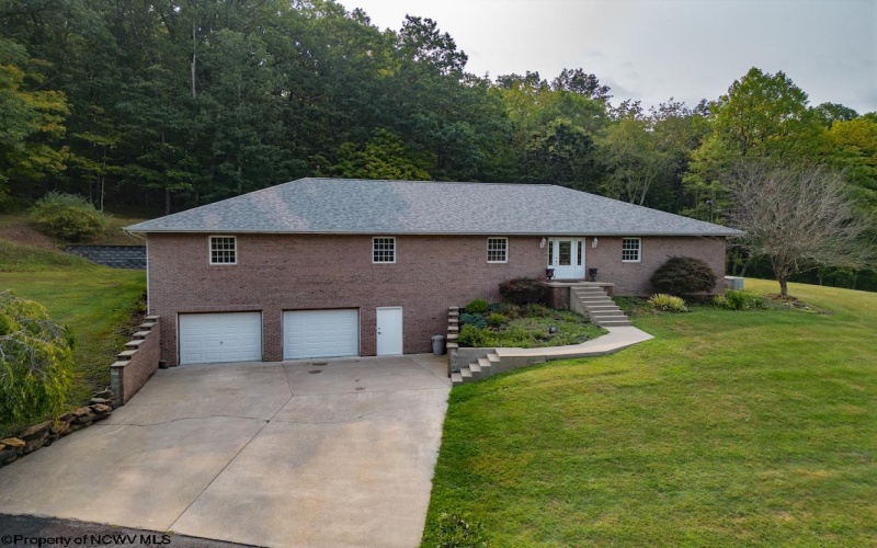 2258 Middleville Road, Flemington, West Virginia 26347, 4 Bedrooms Bedrooms, 10 Rooms Rooms,2 BathroomsBathrooms,Single Family Detached,For Sale,Middleville,10161445