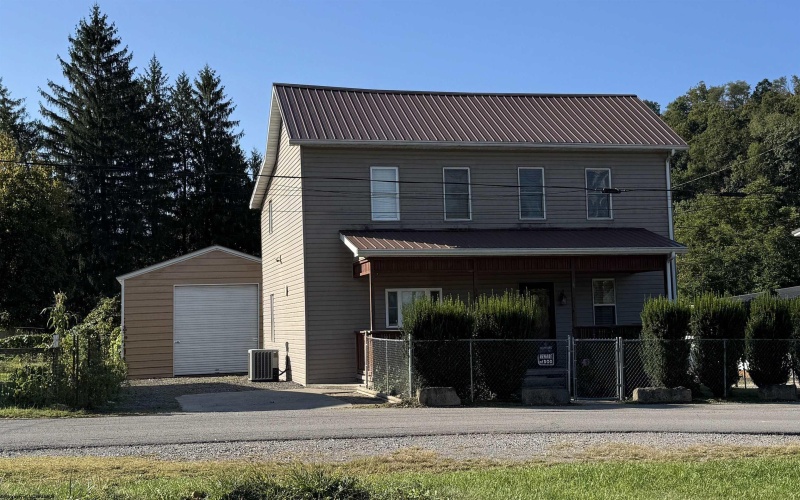 345 Main Street, Gypsy, West Virginia 26361, 3 Bedrooms Bedrooms, 8 Rooms Rooms,2 BathroomsBathrooms,Single Family Detached,For Sale,Main,10161454