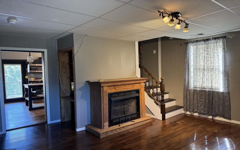 345 Main Street, Gypsy, West Virginia 26361, 3 Bedrooms Bedrooms, 8 Rooms Rooms,2 BathroomsBathrooms,Single Family Detached,For Sale,Main,10161454