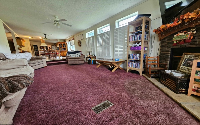 1414 Gilman Road, Elkins, West Virginia 26241-0000, 4 Bedrooms Bedrooms, 8 Rooms Rooms,3 BathroomsBathrooms,Single Family Detached,For Sale,Gilman,10161453