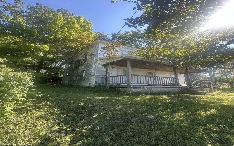 102 High Street, Terra Alta, West Virginia 26764, 3 Bedrooms Bedrooms, 7 Rooms Rooms,1 BathroomBathrooms,Single Family Detached,For Sale,High,10161451