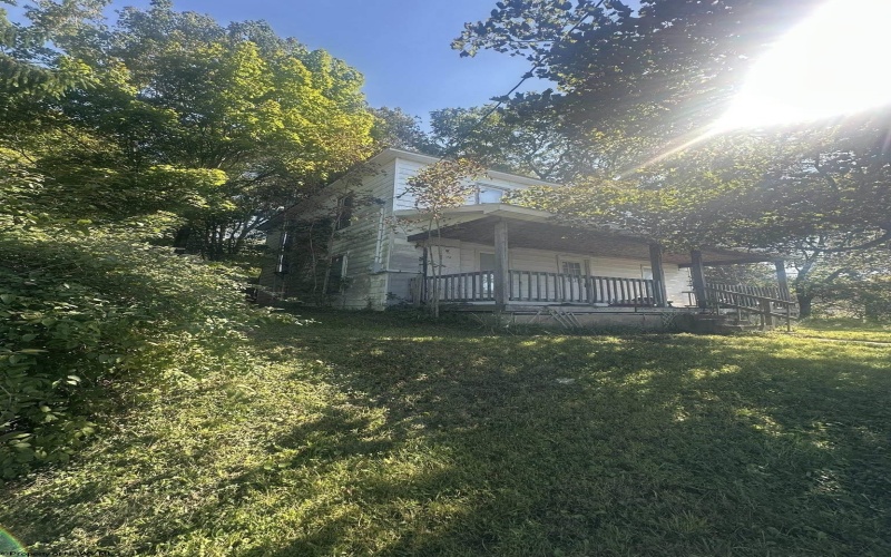 102 High Street, Terra Alta, West Virginia 26764, 3 Bedrooms Bedrooms, 7 Rooms Rooms,1 BathroomBathrooms,Single Family Detached,For Sale,High,10161451