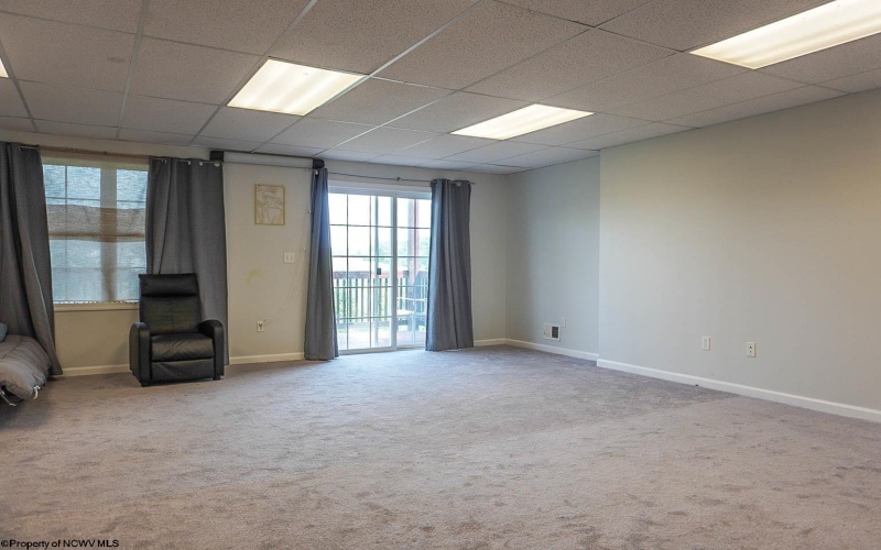 251 Donna Avenue, Morgantown, West Virginia 26505, 3 Bedrooms Bedrooms, 6 Rooms Rooms,3 BathroomsBathrooms,Single Family Attached,For Sale,Donna,10161456