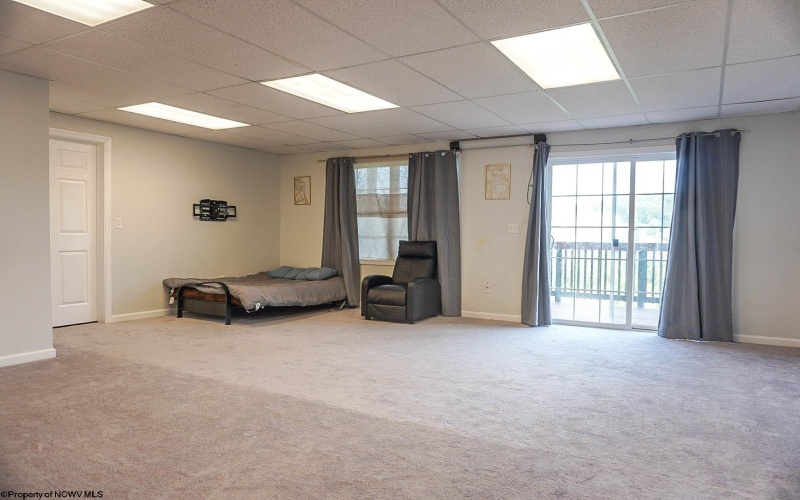 251 Donna Avenue, Morgantown, West Virginia 26505, 3 Bedrooms Bedrooms, 6 Rooms Rooms,3 BathroomsBathrooms,Single Family Attached,For Sale,Donna,10161456