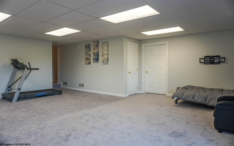 251 Donna Avenue, Morgantown, West Virginia 26505, 3 Bedrooms Bedrooms, 6 Rooms Rooms,3 BathroomsBathrooms,Single Family Attached,For Sale,Donna,10161456