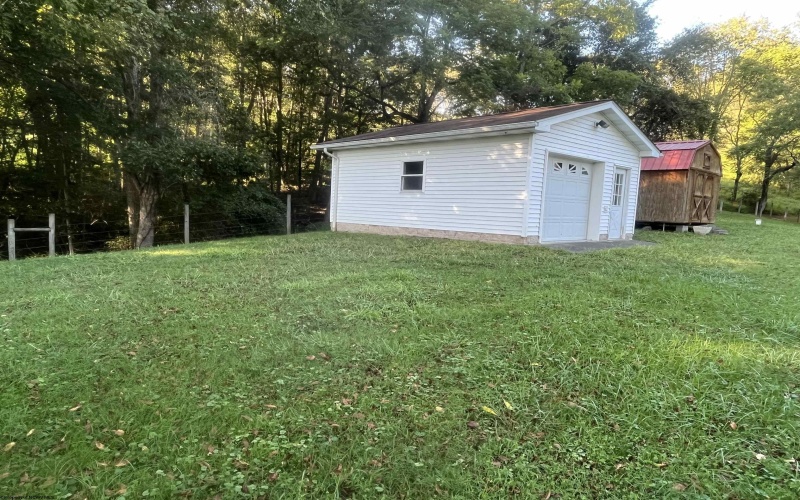 1758 Valley Chapel Road, Weston, West Virginia 26452, 3 Bedrooms Bedrooms, 9 Rooms Rooms,2 BathroomsBathrooms,Single Family Detached,For Sale,Valley Chapel,10161478