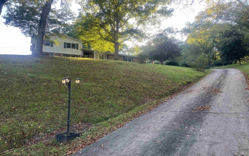 1758 Valley Chapel Road, Weston, West Virginia 26452, 3 Bedrooms Bedrooms, 9 Rooms Rooms,2 BathroomsBathrooms,Single Family Detached,For Sale,Valley Chapel,10161478