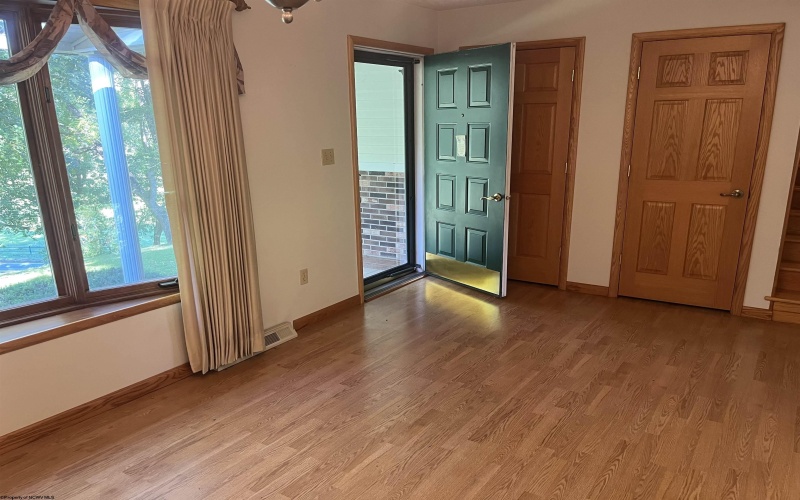 1758 Valley Chapel Road, Weston, West Virginia 26452, 3 Bedrooms Bedrooms, 9 Rooms Rooms,2 BathroomsBathrooms,Single Family Detached,For Sale,Valley Chapel,10161478