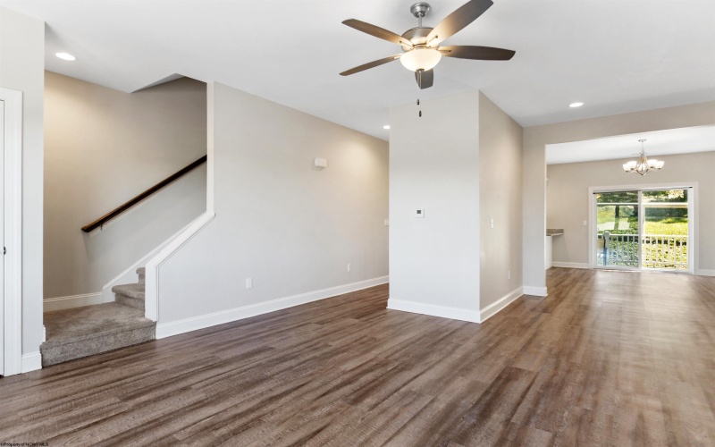 102 Pasture Lane, Morgantown, West Virginia 26505, 3 Bedrooms Bedrooms, 6 Rooms Rooms,2 BathroomsBathrooms,Single Family Attached,For Sale,Pasture,10161467