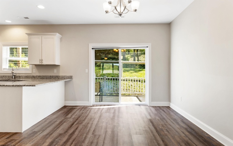 102 Pasture Lane, Morgantown, West Virginia 26505, 3 Bedrooms Bedrooms, 6 Rooms Rooms,2 BathroomsBathrooms,Single Family Attached,For Sale,Pasture,10161467