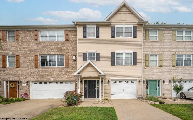 224 Tarbert Court, Morgantown, West Virginia 26508, 3 Bedrooms Bedrooms, 7 Rooms Rooms,2 BathroomsBathrooms,Single Family Attached,For Sale,Tarbert,10161469