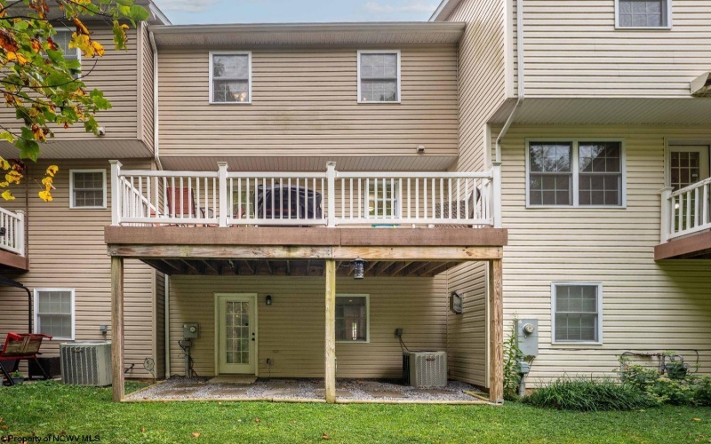 224 Tarbert Court, Morgantown, West Virginia 26508, 3 Bedrooms Bedrooms, 7 Rooms Rooms,2 BathroomsBathrooms,Single Family Attached,For Sale,Tarbert,10161469