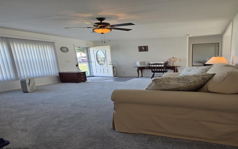 206 Linwood Avenue, Terra Alta, West Virginia 26764, 2 Bedrooms Bedrooms, 5 Rooms Rooms,2 BathroomsBathrooms,Single Family Detached,For Sale,Linwood,10161477
