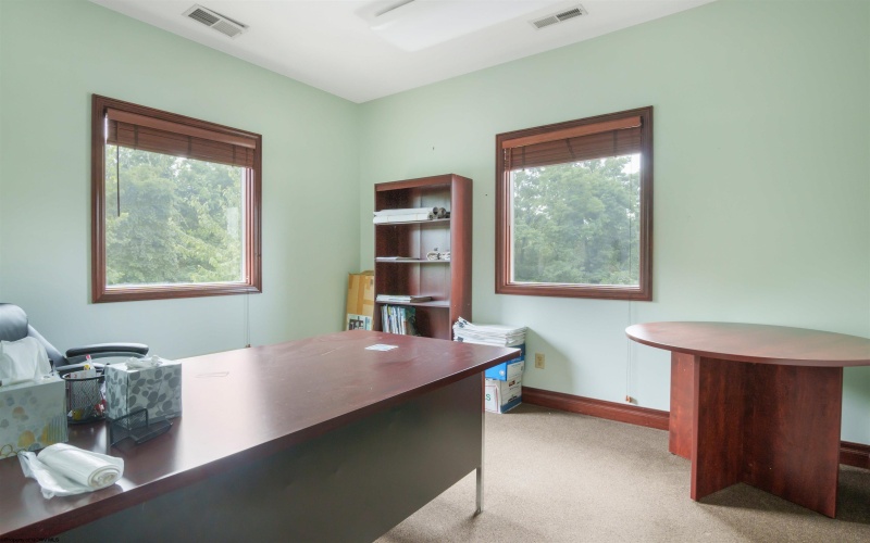 230-270 Lakewood Center, Morgantown, West Virginia 26508, ,Commercial/industrial,For Sale,Lakewood,10161458