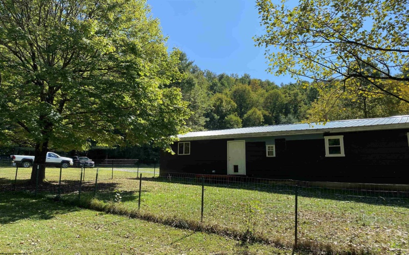 2447 Gaines Road, Rock Cave, West Virginia 26234, 4 Bedrooms Bedrooms, 7 Rooms Rooms,1 BathroomBathrooms,Single Family Detached,For Sale,Gaines,10161465