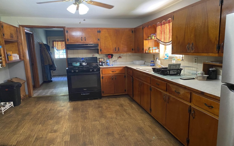 2447 Gaines Road, Rock Cave, West Virginia 26234, 4 Bedrooms Bedrooms, 7 Rooms Rooms,1 BathroomBathrooms,Single Family Detached,For Sale,Gaines,10161465