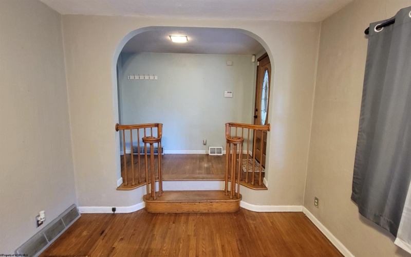 1060 Brookside Drive, Fairmont, West Virginia 26554, 2 Bedrooms Bedrooms, 6 Rooms Rooms,1 BathroomBathrooms,Single Family Detached,For Sale,Brookside,10161471