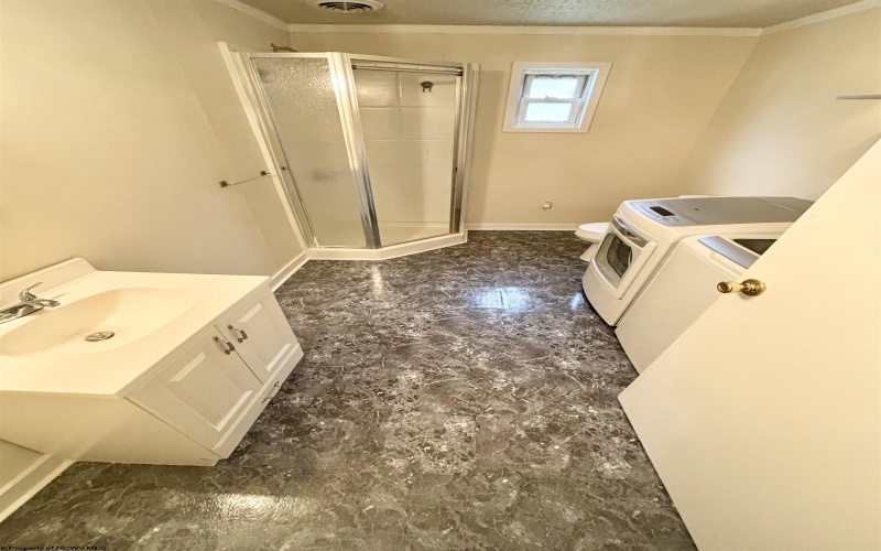 213 Ivy Street, Morgantown, West Virginia 26501, 2 Bedrooms Bedrooms, 5 Rooms Rooms,1 BathroomBathrooms,Single Family Detached,For Sale,Ivy,10161470