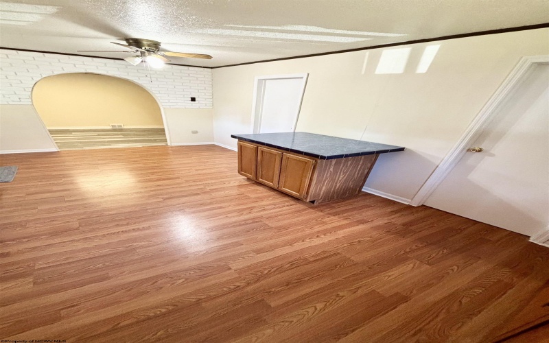 213 Ivy Street, Morgantown, West Virginia 26501, 2 Bedrooms Bedrooms, 5 Rooms Rooms,1 BathroomBathrooms,Single Family Detached,For Sale,Ivy,10161470