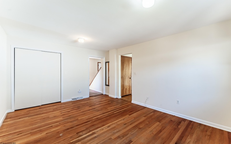 913 Briarwood Court, Morgantown, West Virginia 26505, 4 Bedrooms Bedrooms, 8 Rooms Rooms,2 BathroomsBathrooms,Single Family Detached,For Sale,Briarwood,10161463