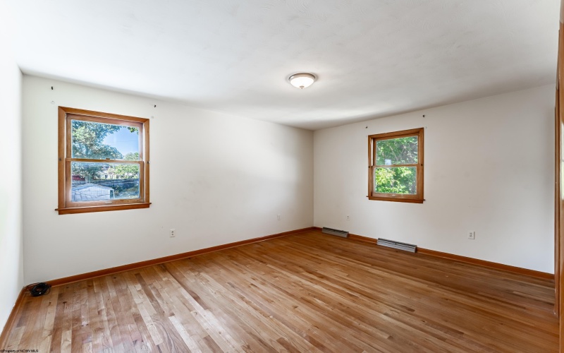 913 Briarwood Court, Morgantown, West Virginia 26505, 4 Bedrooms Bedrooms, 8 Rooms Rooms,2 BathroomsBathrooms,Single Family Detached,For Sale,Briarwood,10161463