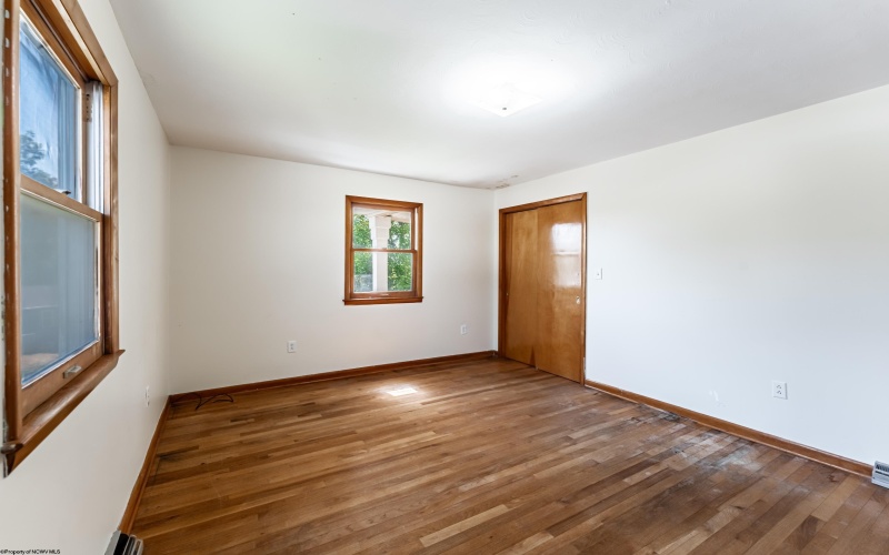 913 Briarwood Court, Morgantown, West Virginia 26505, 4 Bedrooms Bedrooms, 8 Rooms Rooms,2 BathroomsBathrooms,Single Family Detached,For Sale,Briarwood,10161463