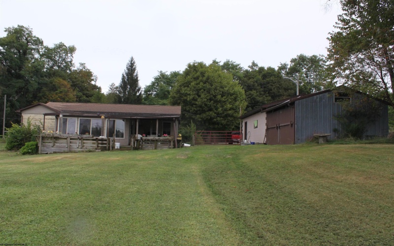 6776 Point Mountain Road, Webster Springs, West Virginia 26288, 3 Bedrooms Bedrooms, 10 Rooms Rooms,1 BathroomBathrooms,Single Family Detached,For Sale,Point Mountain,10161482