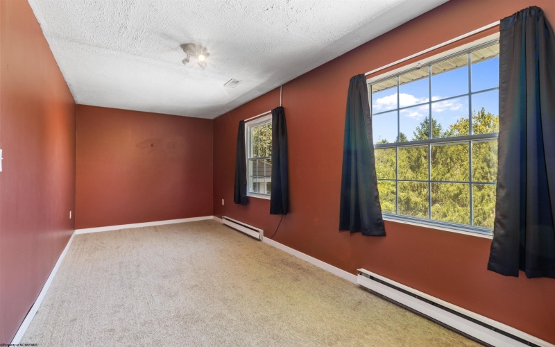 131 Hill View Terrace, Enterprise, West Virginia 26568, 4 Bedrooms Bedrooms, 9 Rooms Rooms,2 BathroomsBathrooms,Single Family Detached,For Sale,Hill View,10161480