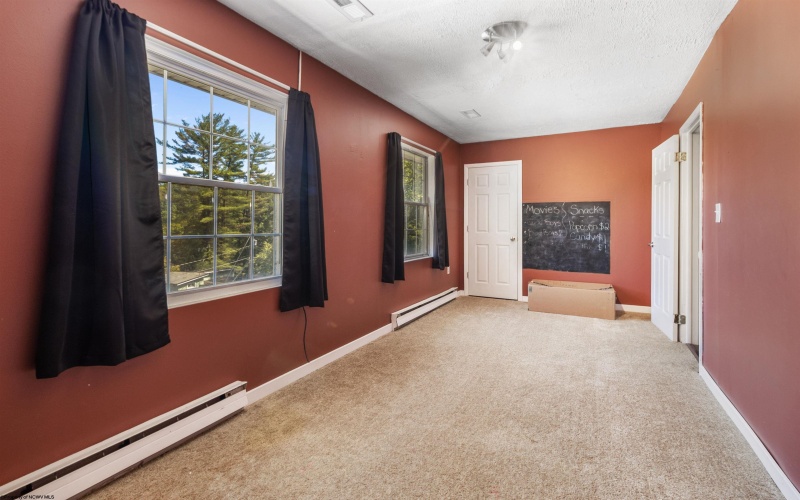 131 Hill View Terrace, Enterprise, West Virginia 26568, 4 Bedrooms Bedrooms, 9 Rooms Rooms,2 BathroomsBathrooms,Single Family Detached,For Sale,Hill View,10161480