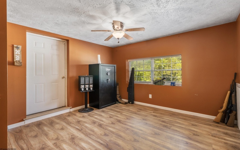 131 Hill View Terrace, Enterprise, West Virginia 26568, 4 Bedrooms Bedrooms, 9 Rooms Rooms,2 BathroomsBathrooms,Single Family Detached,For Sale,Hill View,10161480