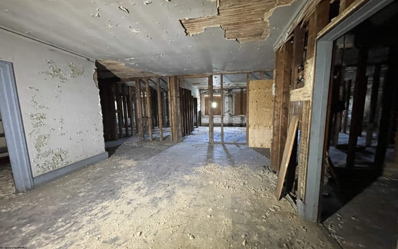 100 Fairmont Avenue, Fairmont, West Virginia 26554, ,Commercial/industrial,For Sale,Fairmont,10150687