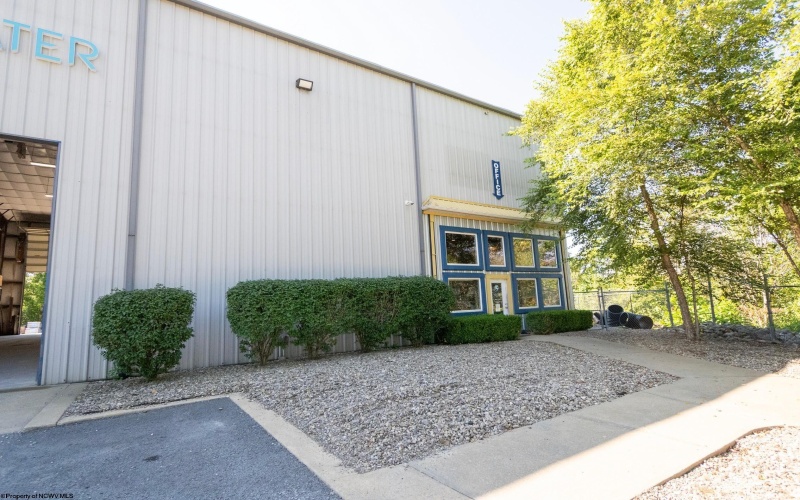 100 Bethel Road, Morgantown, West Virginia 26501, ,Commercial/industrial,For Sale,Bethel,10161493