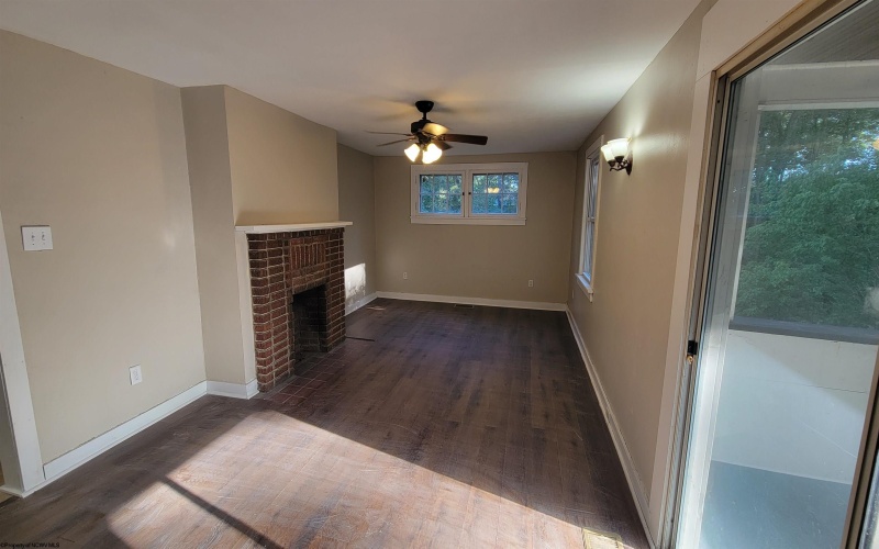 1300 Hillcrest Road, Fairmont, West Virginia 26554, 3 Bedrooms Bedrooms, 6 Rooms Rooms,2 BathroomsBathrooms,Single Family Detached,For Sale,Hillcrest,10161506