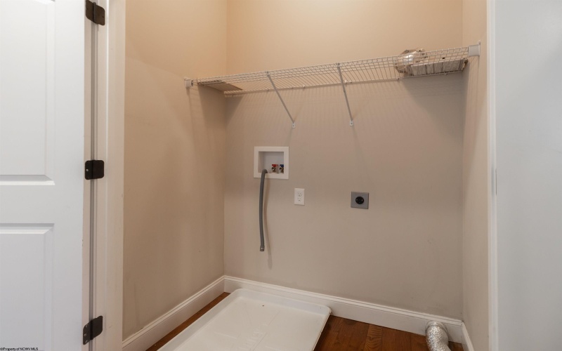 110 Sassafras Way, Bridgeport, West Virginia 26330, 3 Bedrooms Bedrooms, 8 Rooms Rooms,2 BathroomsBathrooms,Single Family Attached,For Sale,Sassafras,10161497