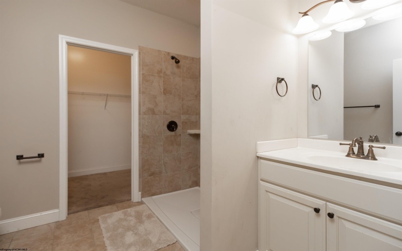 110 Sassafras Way, Bridgeport, West Virginia 26330, 3 Bedrooms Bedrooms, 8 Rooms Rooms,2 BathroomsBathrooms,Single Family Attached,For Sale,Sassafras,10161497