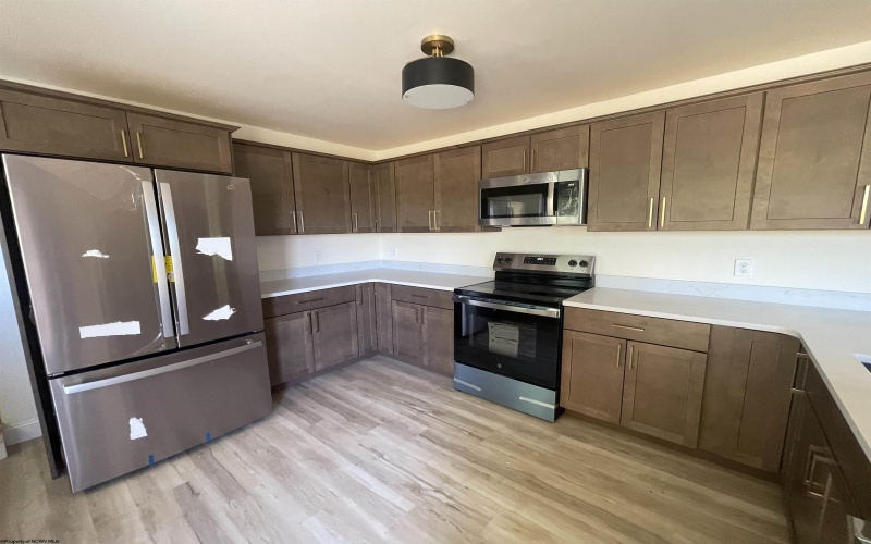 1410 Stewartstown Road, Morgantown, West Virginia 26505, 3 Bedrooms Bedrooms, 6 Rooms Rooms,2 BathroomsBathrooms,Residential Rentals,For Rent,Stewartstown,10161500