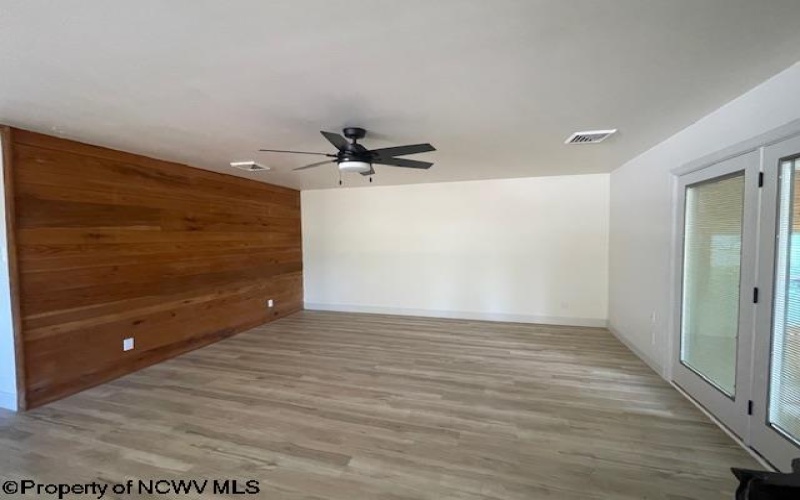 1410 Stewartstown Road, Morgantown, West Virginia 26505, 3 Bedrooms Bedrooms, 6 Rooms Rooms,2 BathroomsBathrooms,Residential Rentals,For Rent,Stewartstown,10161500