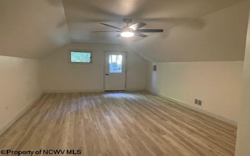1410 Stewartstown Road, Morgantown, West Virginia 26505, 3 Bedrooms Bedrooms, 6 Rooms Rooms,2 BathroomsBathrooms,Residential Rentals,For Rent,Stewartstown,10161500