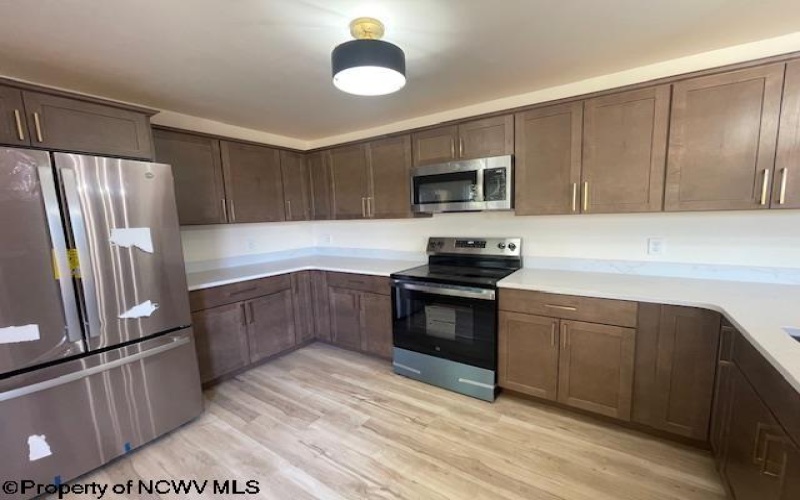 1410 Stewartstown Road, Morgantown, West Virginia 26505, 3 Bedrooms Bedrooms, 6 Rooms Rooms,2 BathroomsBathrooms,Residential Rentals,For Rent,Stewartstown,10161500